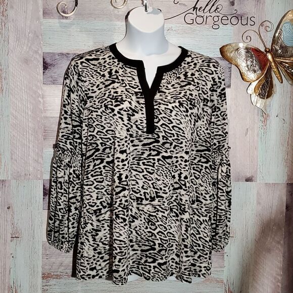 Cato Black Gray Animal Print Ruffle Sleeve VNeck Popover Blouse Shirt Sz L 723 - Picture 1 of 8